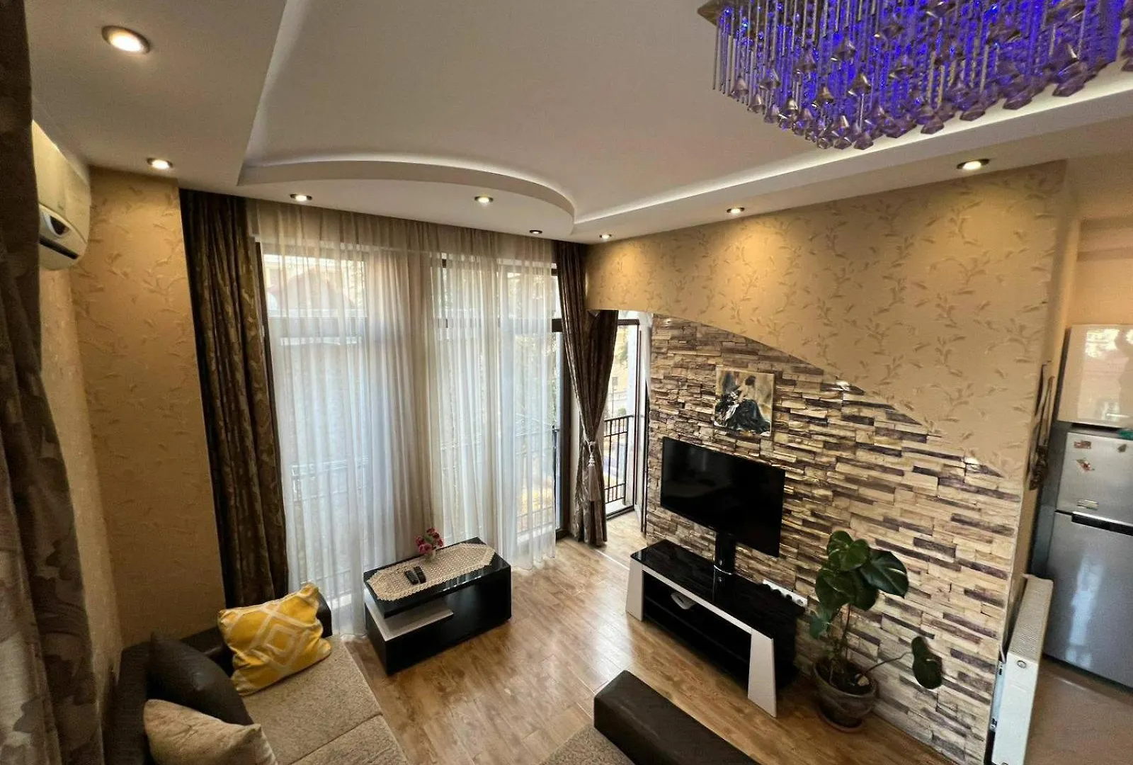 Apartment In Old Tbilisi